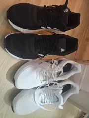 adidas(アディダス) スニーカー 出品