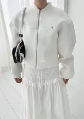 NEO₍ネオ)ファー ラベル ジップアップ アウター 白