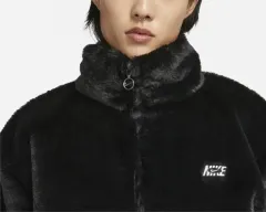 ナイキ フェイクファー ジャケット