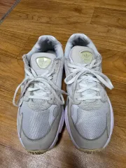 0307 ） adidas(アディダス) スニーカー