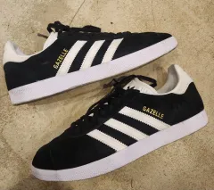 adidas(アディダス) ガゼル 245