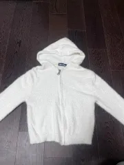 アイボリー セミクロップド ニット ジップアップパーカー フード付き 可能