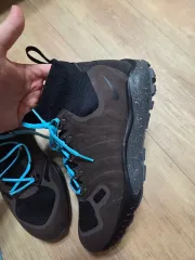 NIKE(ナイキ) トレッキングシューズと 登山靴 ミッド 出品