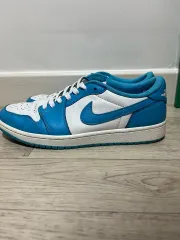 275 NIKE(ナイキ) ジョーダン 1 ロー SB UNC