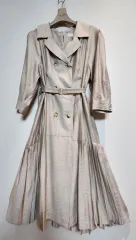 OLIVE des OLIVE(オリーブ デ オリーブ) シルク ダブルライン プリーツ 装飾 ワンピース 55 サイズ シルバーグレー