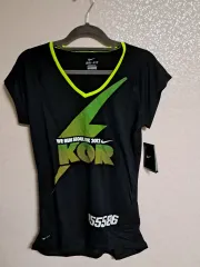 ナイキ レディース Tシャツ (新品)