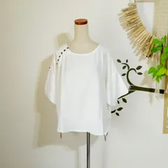 【お取り寄せ】バラカ ボタンカットソー●ホワイトのサムネイル