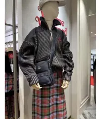 ヴィヴィアン・ウエストウッド女性用バッグ ユニセックス クロスバッグ ショルダーバッグ ハンドバッグトートバッグ