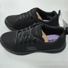 SKECHERS(スケッチャーズ) スニーカー 220 サイズ 新品