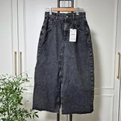 ZARA ブラックデニム スカート (新品)