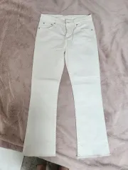 ザラブーツカット