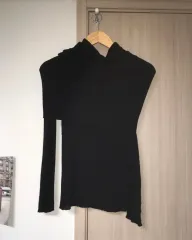 マーケットA オフショルダーニット