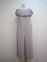 日本 ライトグレー オフショルダー ノースリーブ ワイドパンツ ティアード ベルト付き ジャンプスーツ sp2
