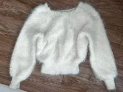 スクエア オフショルダー ニット アイボリー