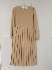 プリーツ ロング ワンピース ベージュ