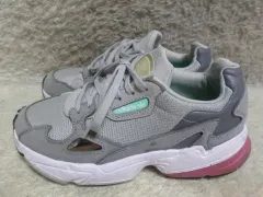 245 アディダス ファルコン グレー スニーカー 中古 靴