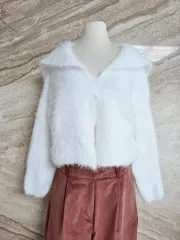 白 フェイクファー セーラー カラー クロップド ニット カーディガン 新品