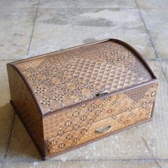 極希少】最高級インド工芸 白檀 密彫 透かし彫り 木製ボックス 象脚