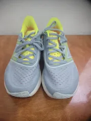 New Balance(ニューバランス) フューエルセル レベル V3 235