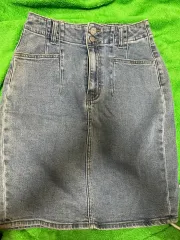 GUESS デニムスカート