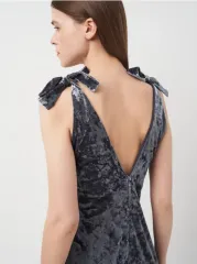 H&M ツアーベルベット リー ONE PIECE 新品