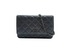 Chanel(シャネル) キャビア WOC チェーンウォレット メタリック ブルー
