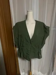 カーキ シャーリングベスト