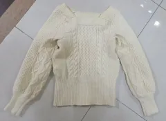 スクエアネック ニット