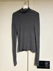 H ＆ M エイチ・アンド・エム タートルネック Tシャツ 55 or 90 サイズ