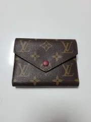Louis Vuitton ヴィクトリン ウォレット モノグラム フューシャ 財布