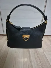 フェラガモ FERRAGAMO パニサ HOBO BAG 21 E654/04