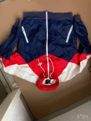 Nike(ナイキ） s ビッグスウッシュウインドブレーカー ウインドランナー