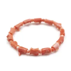 桃珊瑚のブレスレット （のし等ギフト対応無料） イラスティックゴム製で簡単に着けられます 桃珊瑚 約5-5.5ミリ 手首を華やかに 長さ17センチ 無染色さんご
