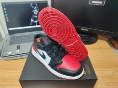 AIR JORDAN 1 LOW(GS) ブレッド トゥー(235mm)