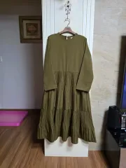 0403 ) プリーツ ロング丈ワンピース