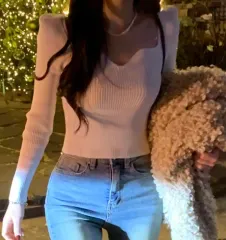 ハートネック ニット