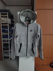 NIKE(ナイキ) トレーニング ジップアップパーカー フード付き