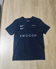 Nike(ナイキ） ダブルスウッシュ バックプリント ビッグロゴ 純正 (ユニセックス)