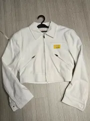 白 クロップド ジャケット