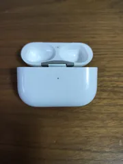 （正規品）Apple AirPods Pro 第2世代 充電ケースのみ USB-C A2968 純正品