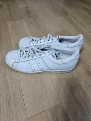 adidas(アディダス) スーパースター 白