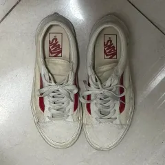 VANS(バンズ) スタイル 36 レッド スニーカー