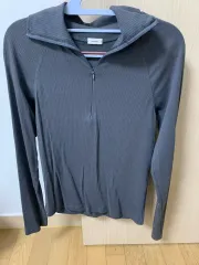 モノ ハーフジップ