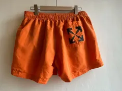 オフホワイト ハーフパンツ (水着 兼 ランニング)