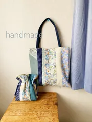 ハンドメイド　パッチワーク　トートバッグ&巾着袋　セット売り　ブルー花柄