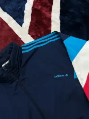 L アディダス オリジナル ウィンドブレーカー