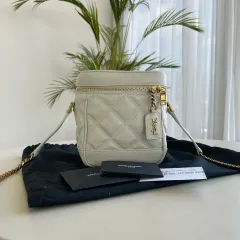 イヴ・サンローラン ベニティバッグ ショルダーバッグ