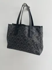 Ferragamo(フェラガモ) ガンチーニ トートバッグ