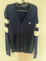 FRED PERRY(フレッドペリー) カーディガン 出品