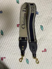 ディオール ストラップ 正規品